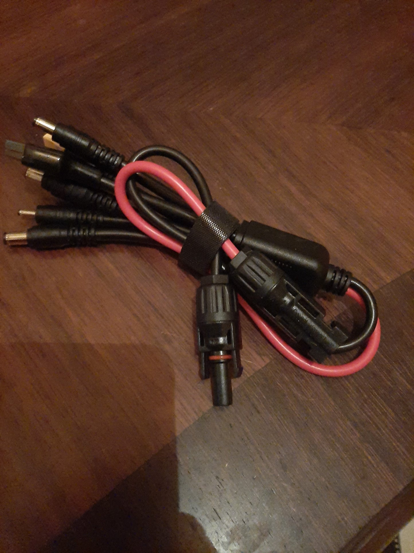 Cable pour chargement staion énergie par panneau solaire