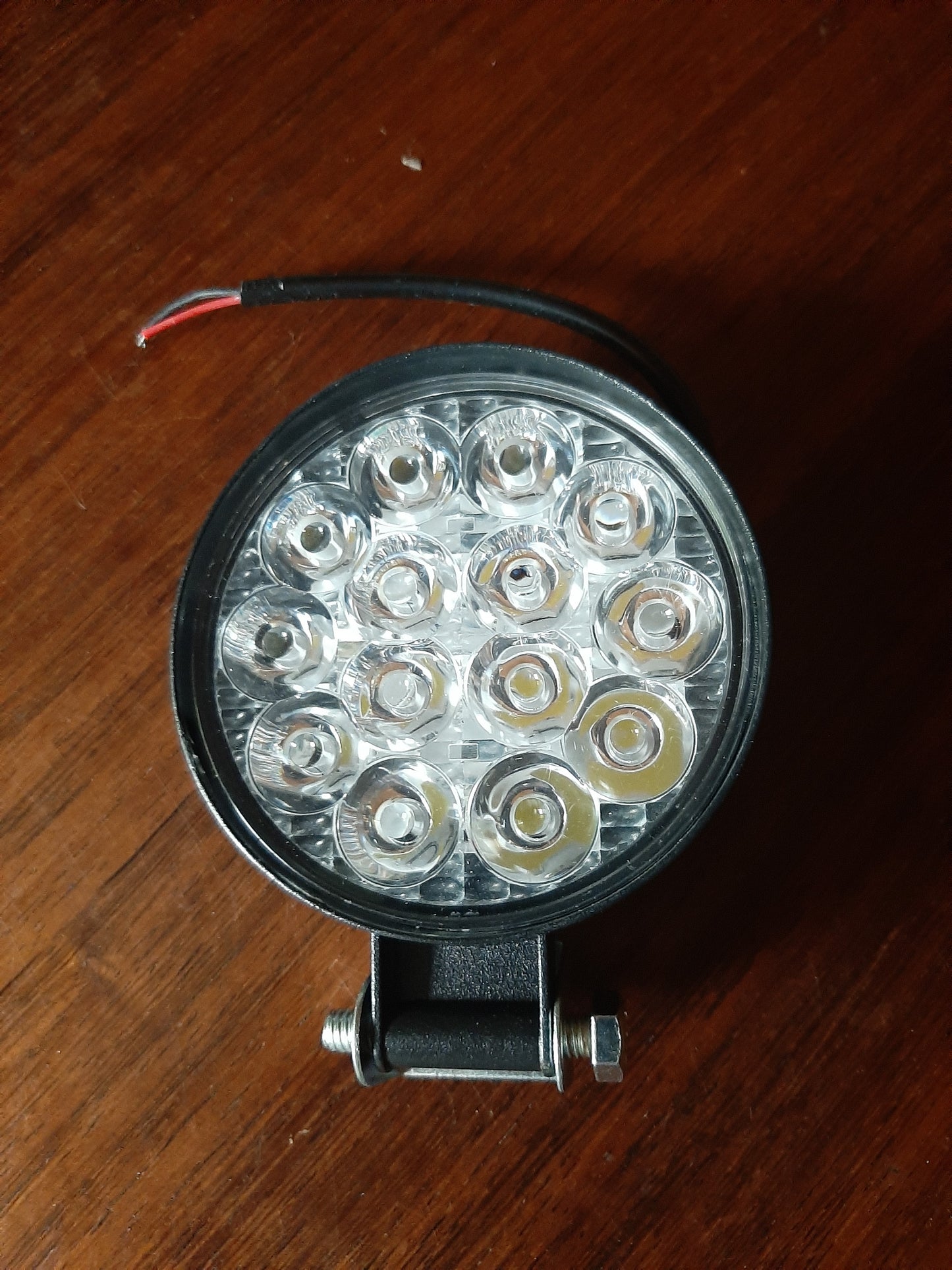 Feu de travail 14 leds 12v