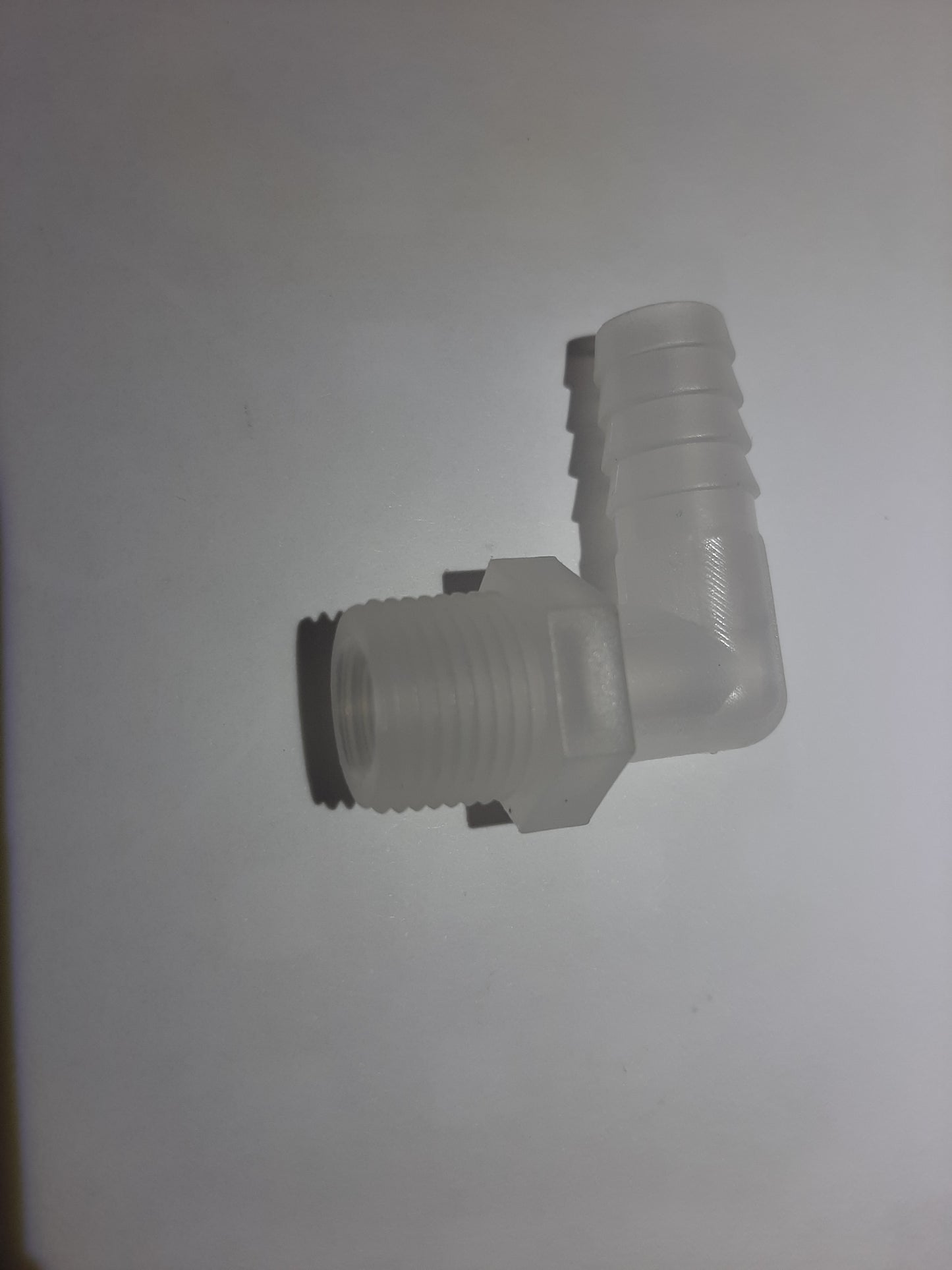 Embout coudé c évent 3/8 diam 11mm