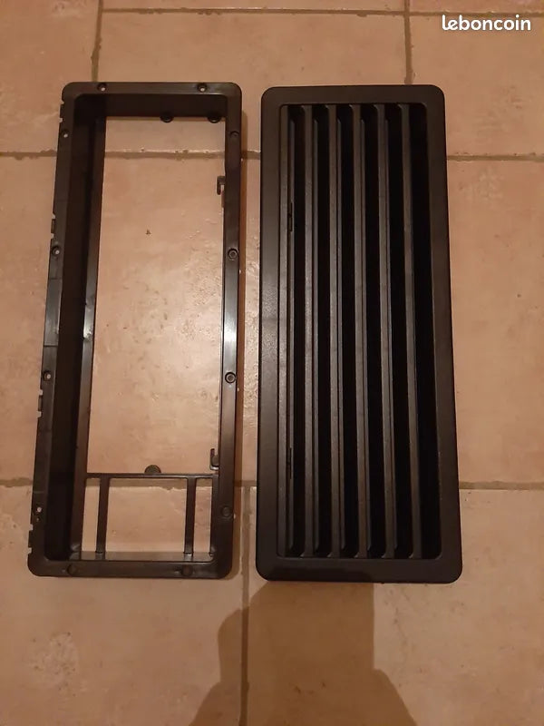 Grille dometic avec cadre