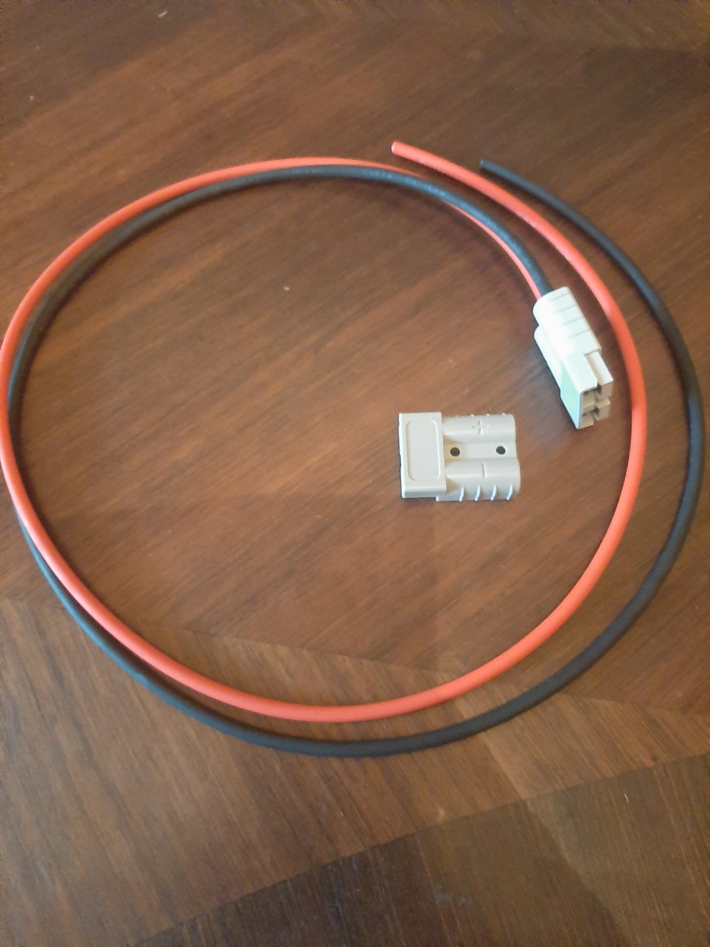 Cables 1 m avec fiche grise type fenwick 50 Amp plus une fiche