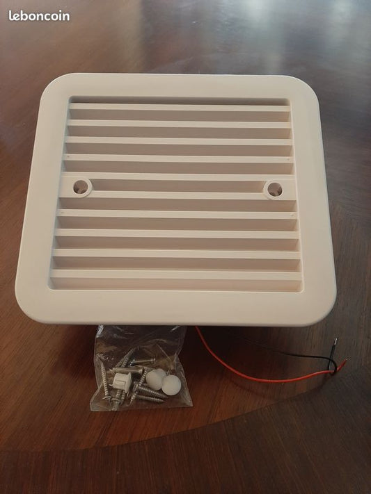 Ventilateur 12v carré